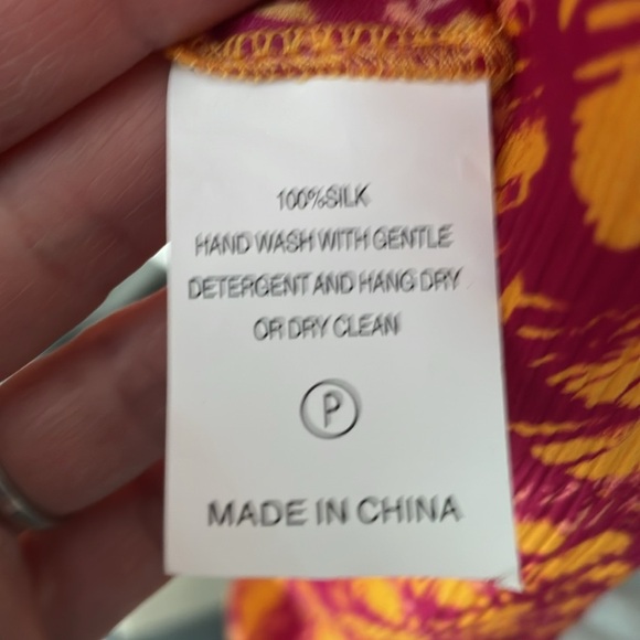 Marie Oliver multicolor silk print blouse sz XS - Picture 8 of 9